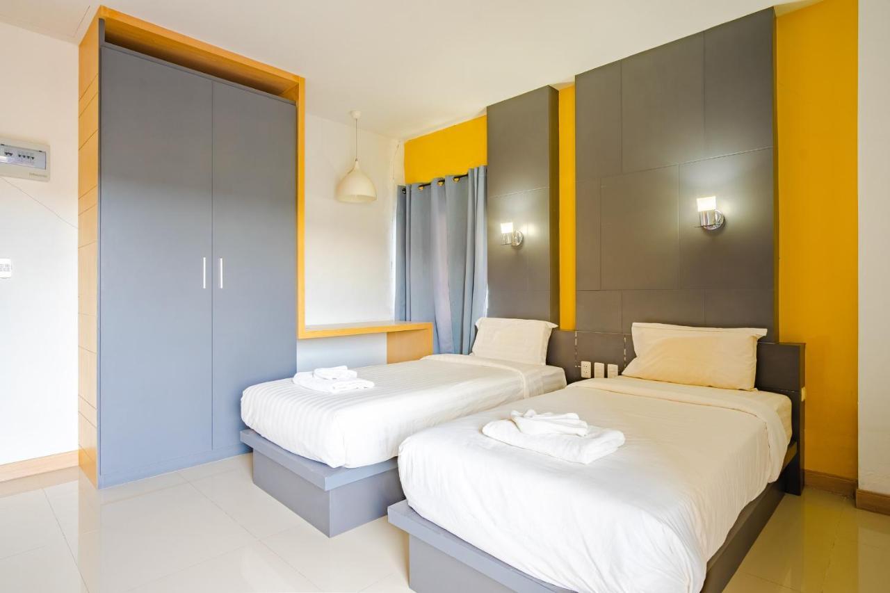 Apartamento Oyo 303 Phoomjai House Chalong Exterior foto