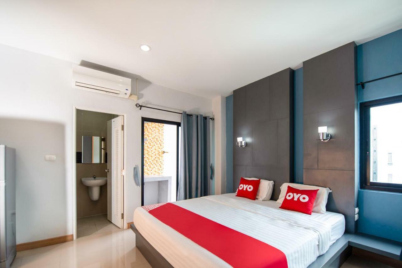 Apartamento Oyo 303 Phoomjai House Chalong Exterior foto